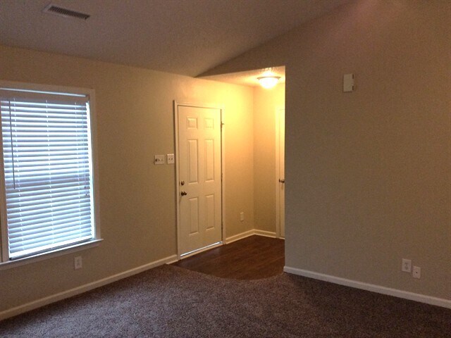 Building Photo - 726 Cheswick Ave