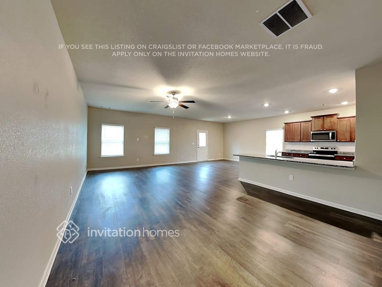 Building Photo - 204 Oliver Dr