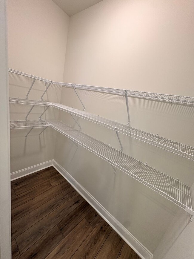 Building Photo - 110 Alva Ct