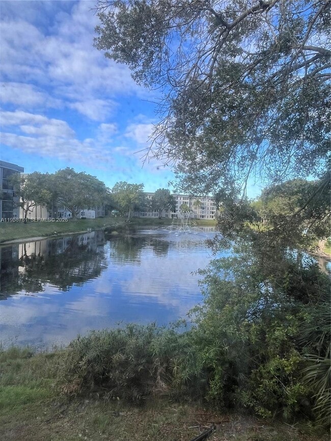 Building Photo - 4055 W McNab Rd