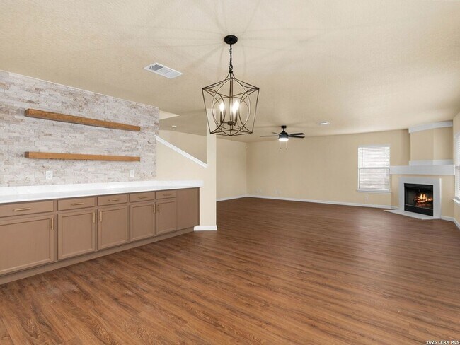 Building Photo - 10802 Winter Creek