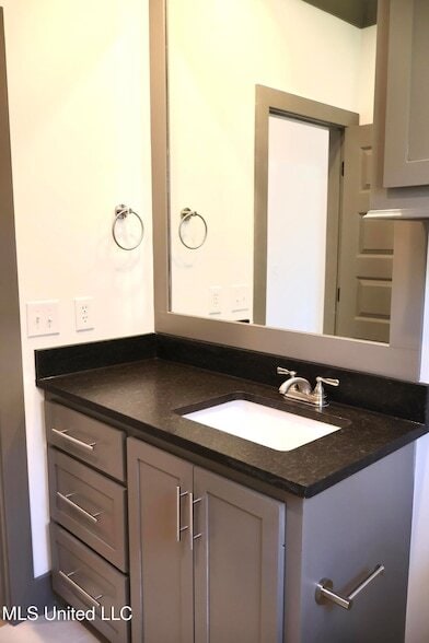 Building Photo - 317 Willow Wy