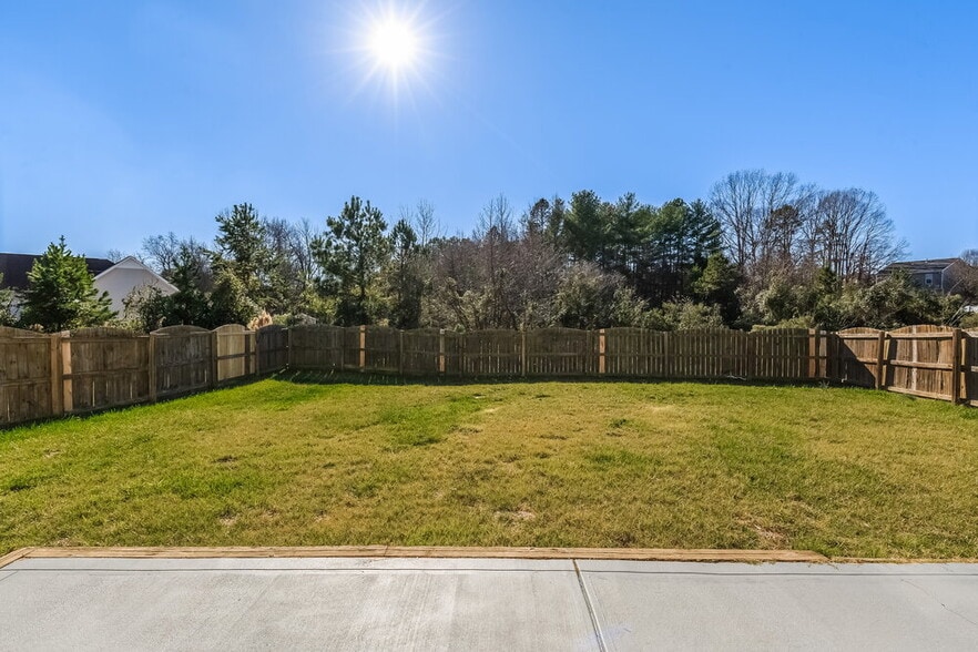 Building Photo - 3012 Sunlight Path Dr