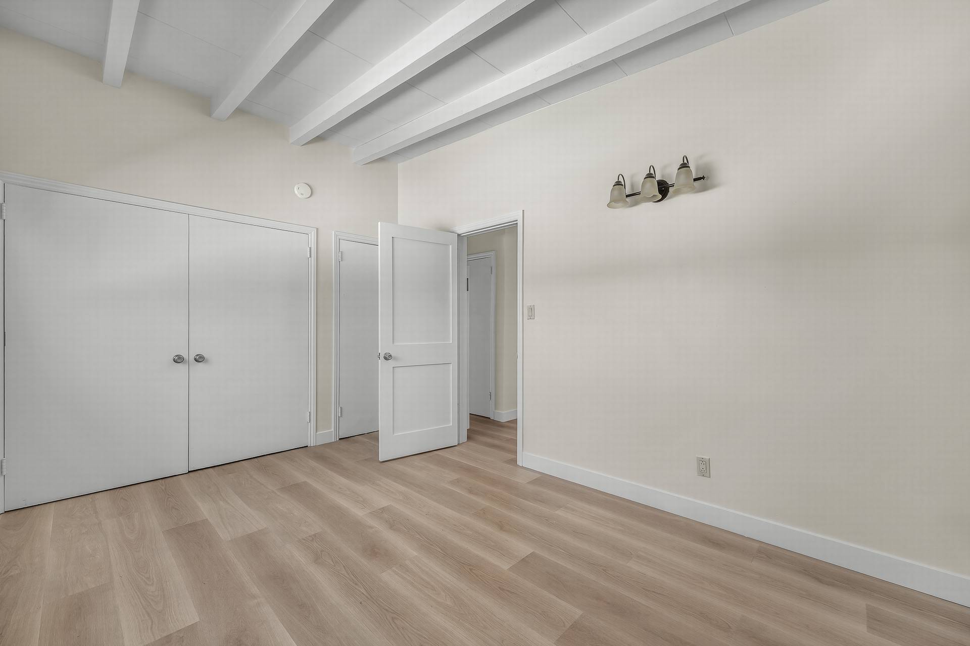 Building Photo - 1440 Manhattan Beach Blvd