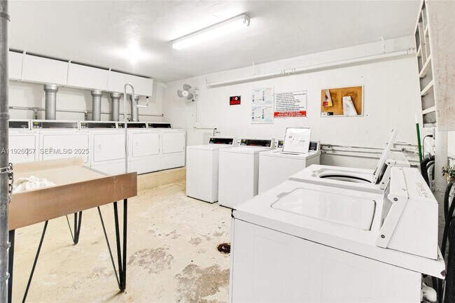 Building Photo - 6505 Winfield Blvd