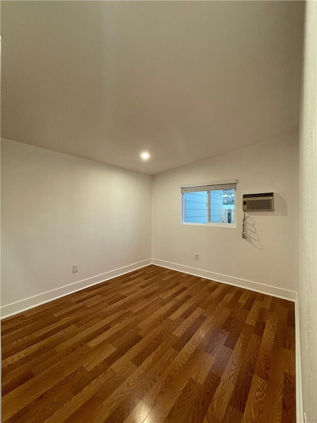 Building Photo - 369 E Avenue R4