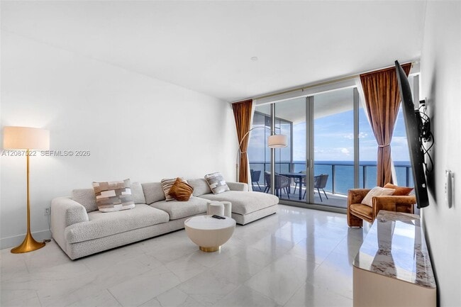 Building Photo - 15701 Collins Ave