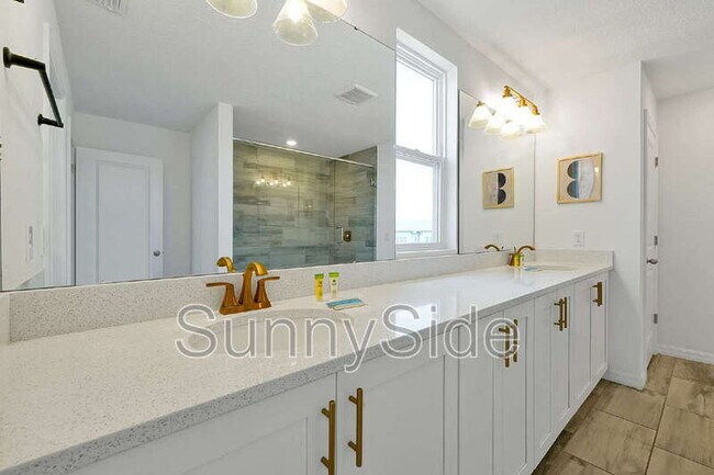Building Photo - 2186 Derwent Dr