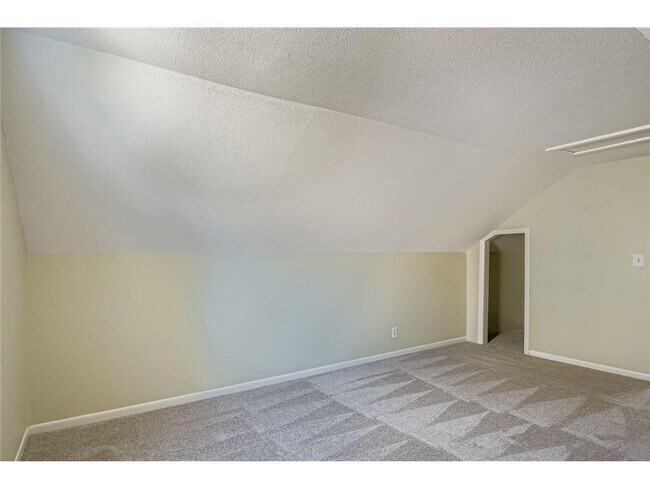 Building Photo - 837 Bidwell St