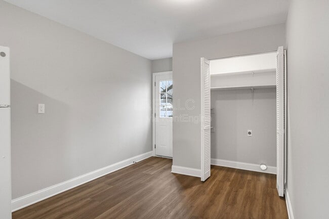 Building Photo - 10501 Millers Ln