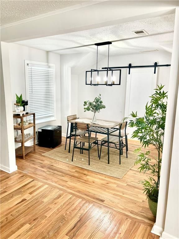 Building Photo - 5442 Scofield Rd