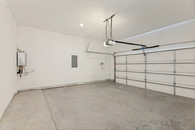 Building Photo - 4249 Watson Wy