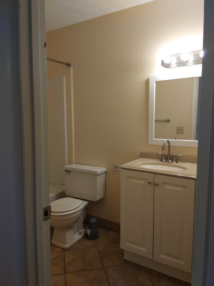 Building Photo - 5981 Margie Cir SW