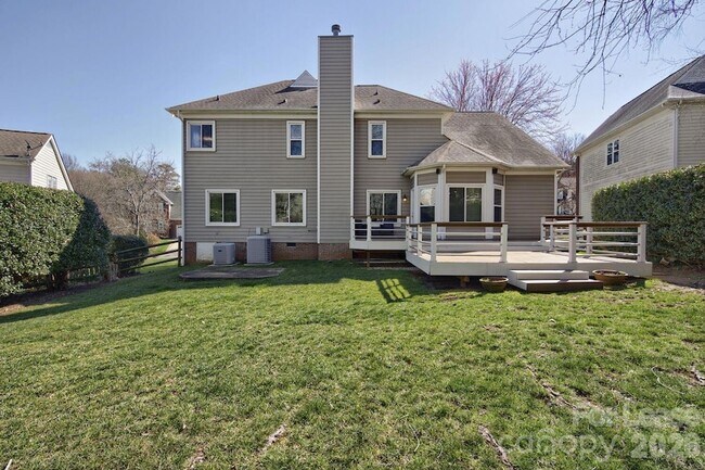 Building Photo - 6520 Red Maple Dr