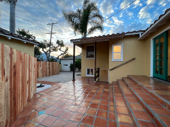 Back of house - 8047 Campion Dr