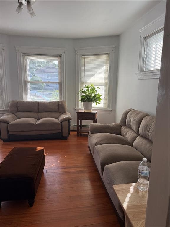 Building Photo - 68 Robinson Ave