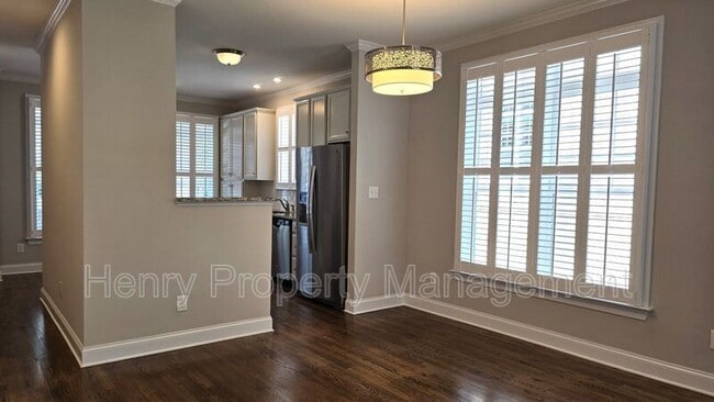 Building Photo - 1531 Yarborough Park Dr