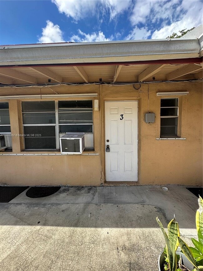 Building Photo - 5797 Flagler St