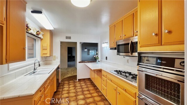 Building Photo - 12781 Topaz St