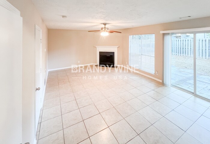 Building Photo - 10830 Mortons Crossing