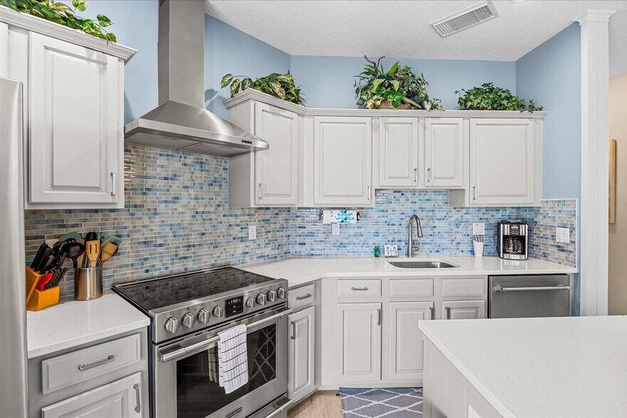 Building Photo - 9981 Perfect Dr