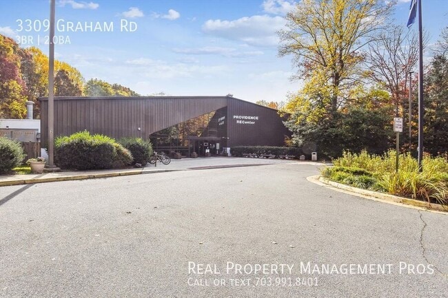 Building Photo - 3309 Graham Rd