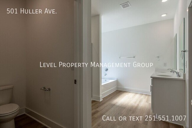 Building Photo - 501 Huller Ave