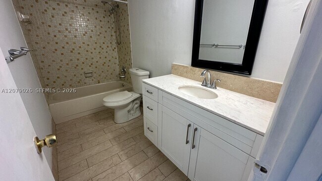 Building Photo - 10425 SW 112th St
