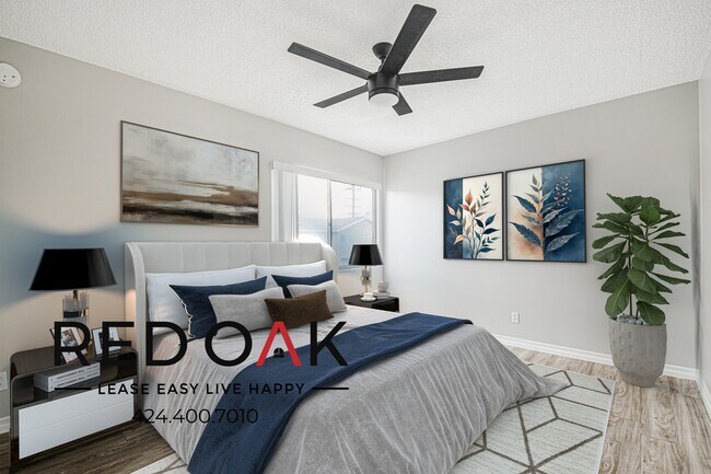 Building Photo - 15405 Vanowen St