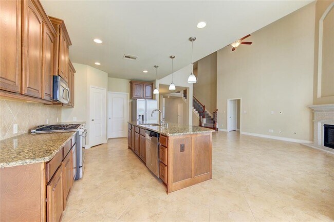 Building Photo - 27326 Walden Gulch Ln