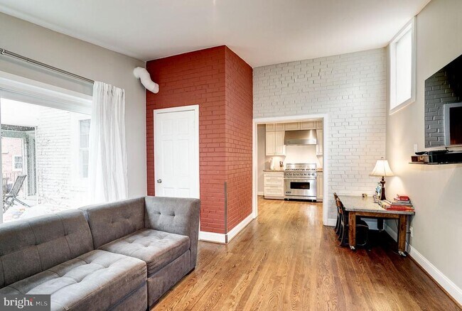 Building Photo - 5724 27th St NW