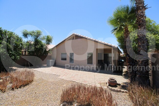 Building Photo - 2316 E Kelton Ln