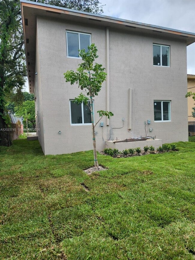 Building Photo - 2750 NW 58th St