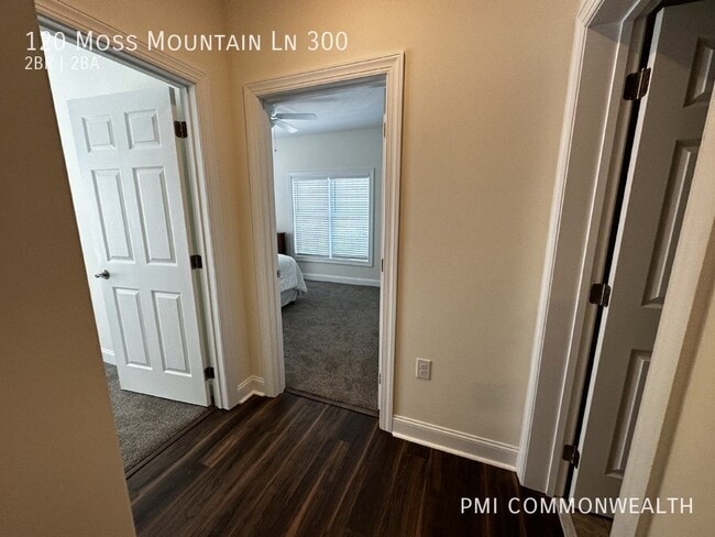 Building Photo - 120 Moss Mountain Ln