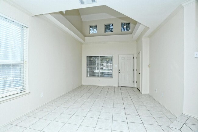 Building Photo - Sparkling Pool Views + Prime Location = A Must See Opportunity!