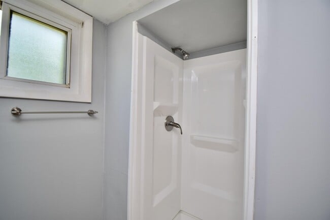 Building Photo - 3918 Eddystone Dr