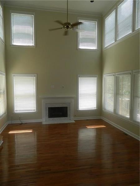 Building Photo - 4780 Summerset Ln
