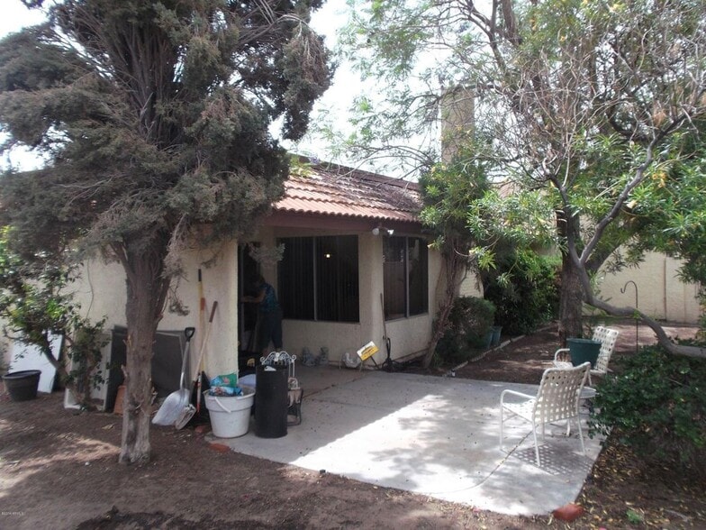 Building Photo - 11226 S Tomi Dr