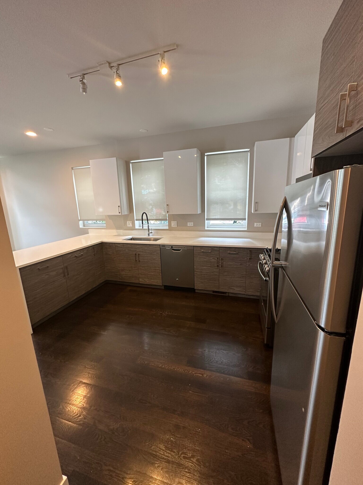 Kitchen - 1758 W Cullerton St