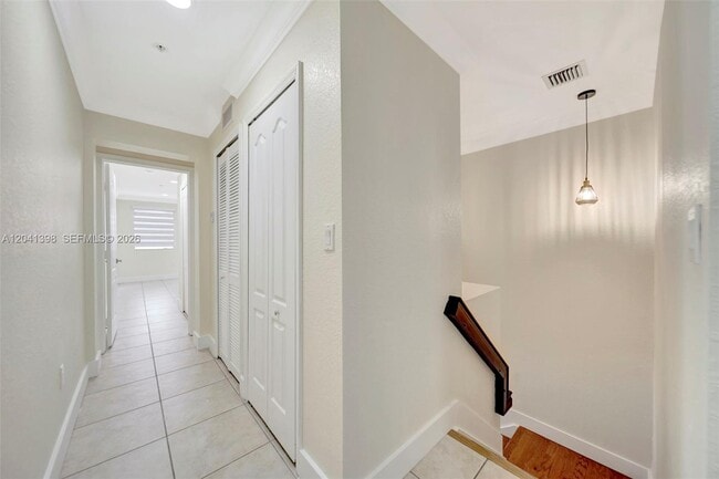 Building Photo - 17620 NW 73rd Ave