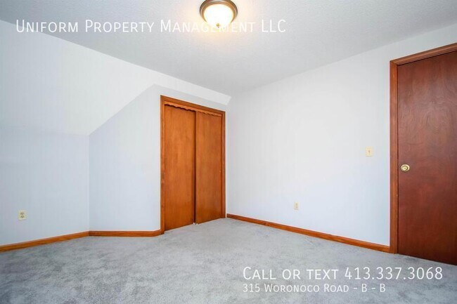 Building Photo - 315 Woronoco Rd