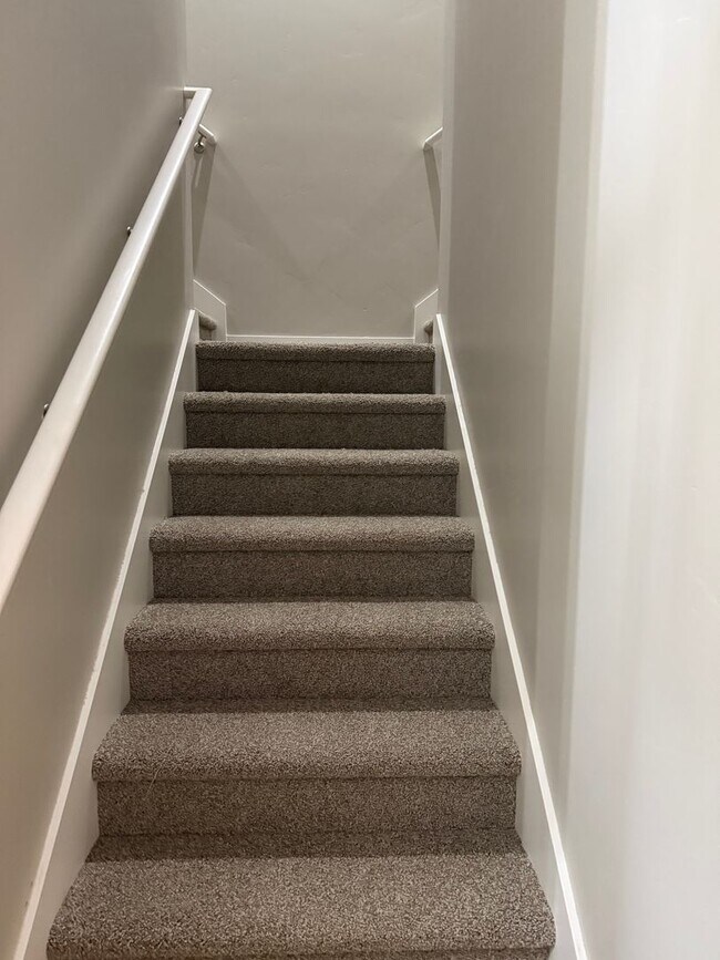 Building Photo - ree20124