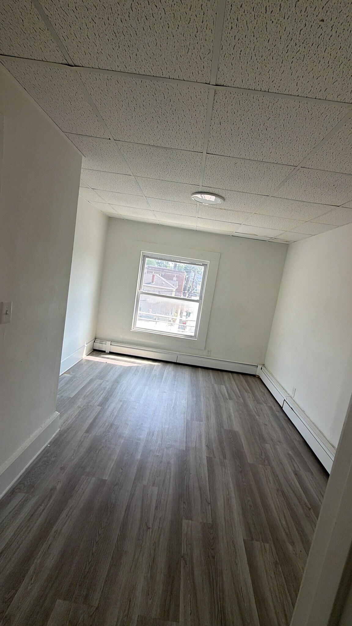 Building Photo - 66 Broadway