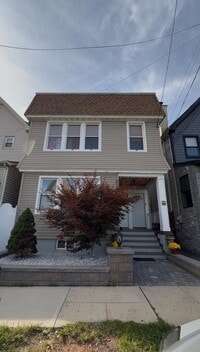 Building Photo - 275 Highland Ave