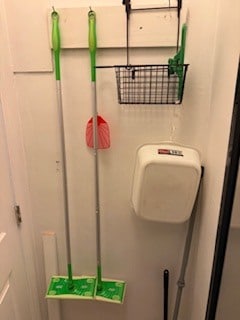 Building Photo - 36 SE 5th St