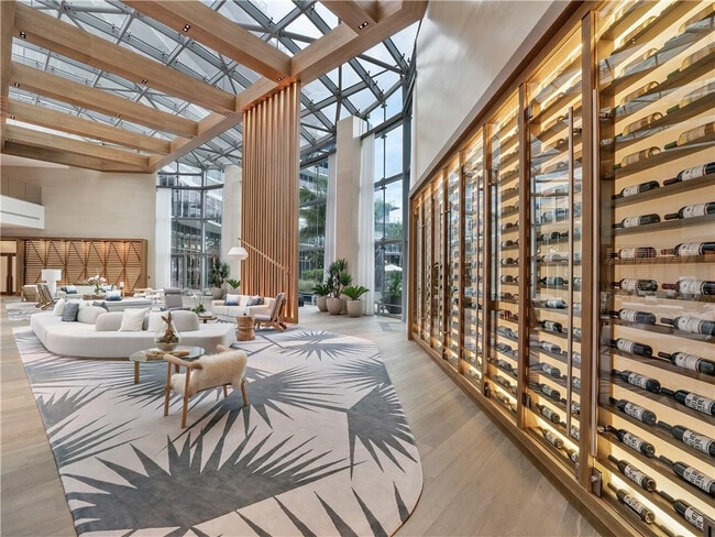 Building Photo - 2200 N Ocean Blvd