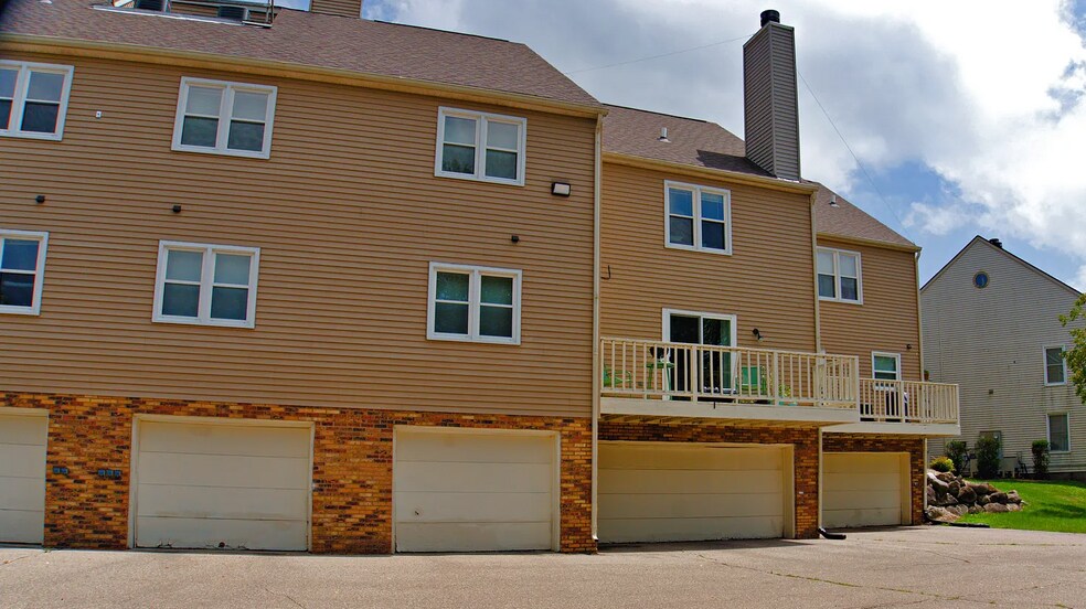 Building Photo - 2933 Cimarron Trl
