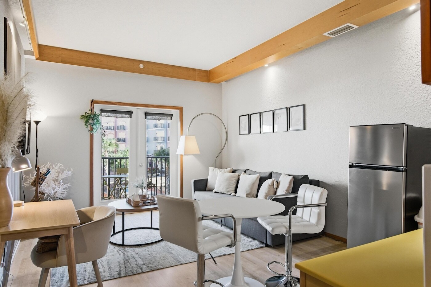 Building Photo - 101 Palm Harbor Pky