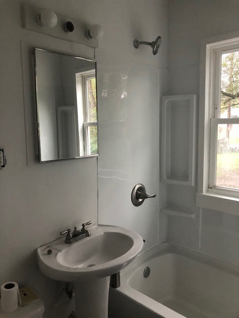 Building Photo - 1614 Fremont St