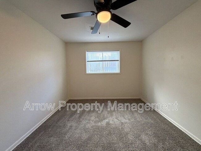 Building Photo - 1424 S 20th St